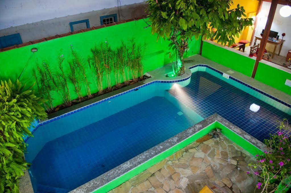 Magnu's Inn Parati